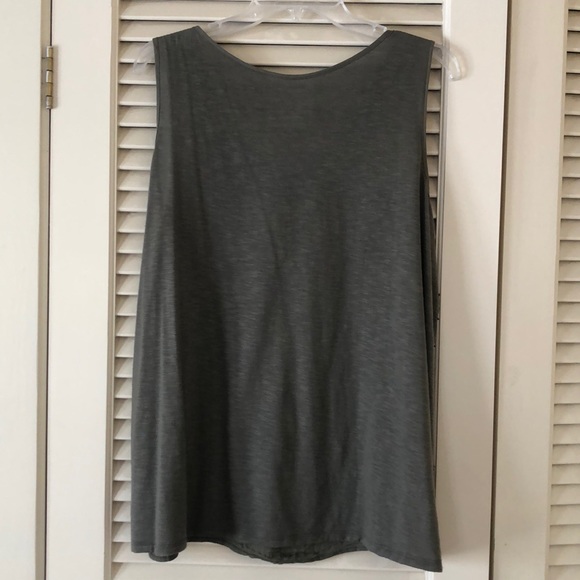 Coldwater Creek sleeveless top - Picture 2 of 5